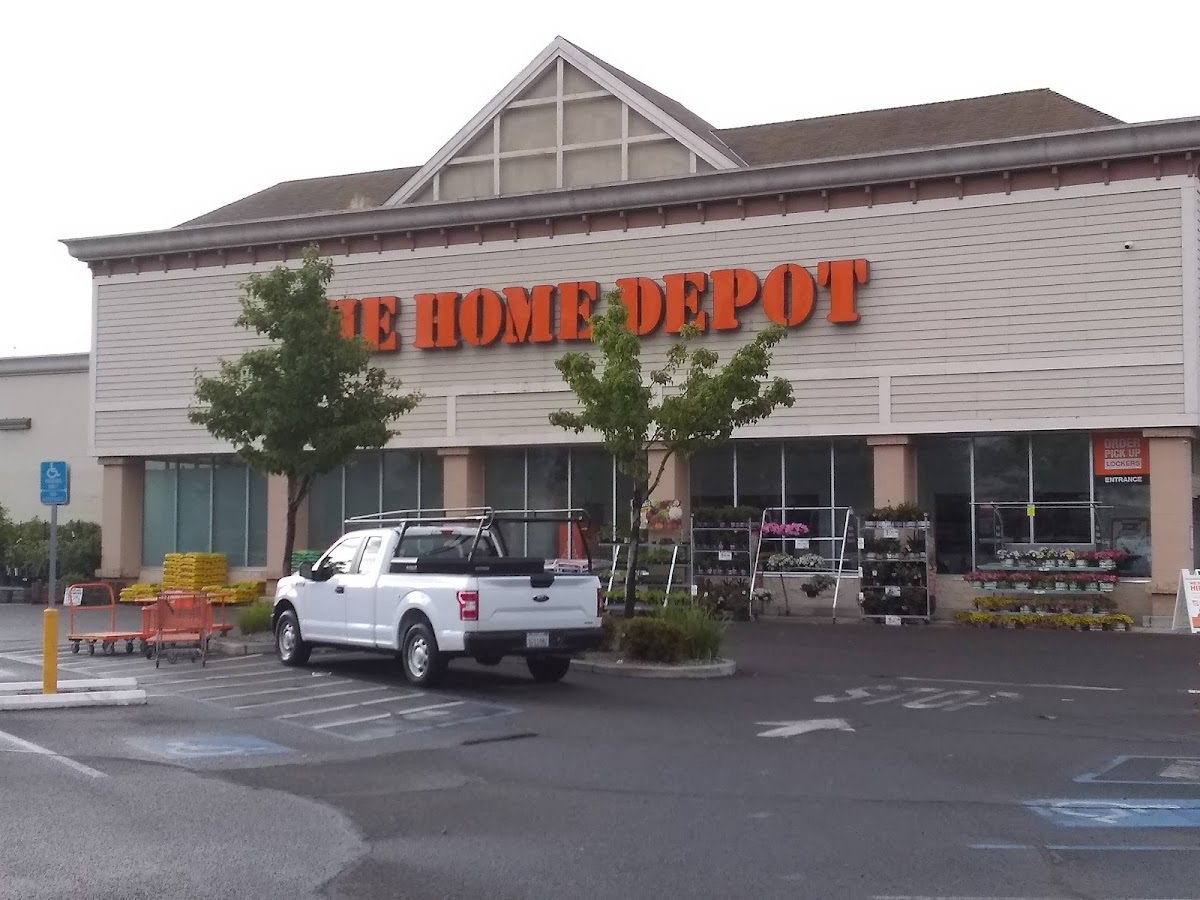 Lawrence Oaks Shopping Center